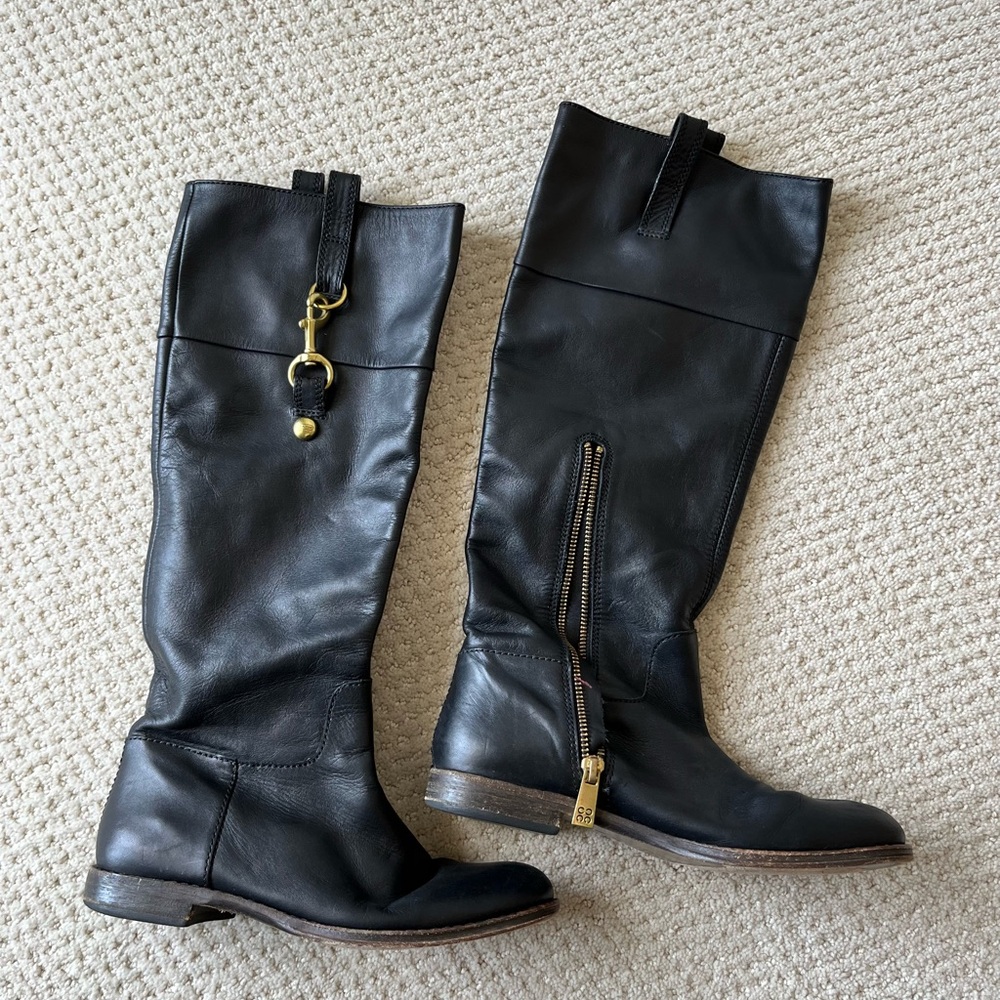 Stylish Black Leather Riding Boots with Gold Accents